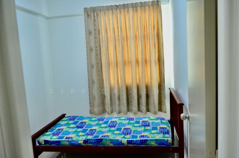 The Zest @ Kinrara 9 untuk Untuk Disewa - RM 1,800 /bulan, Feb 2026 - Bedroom - PropertyGuru.com.my