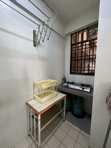 Pelangi Astana untuk Untuk Disewa - RM 1,900 /bulan, Mac 2026 - Kitchen - PropertyGuru.com.my