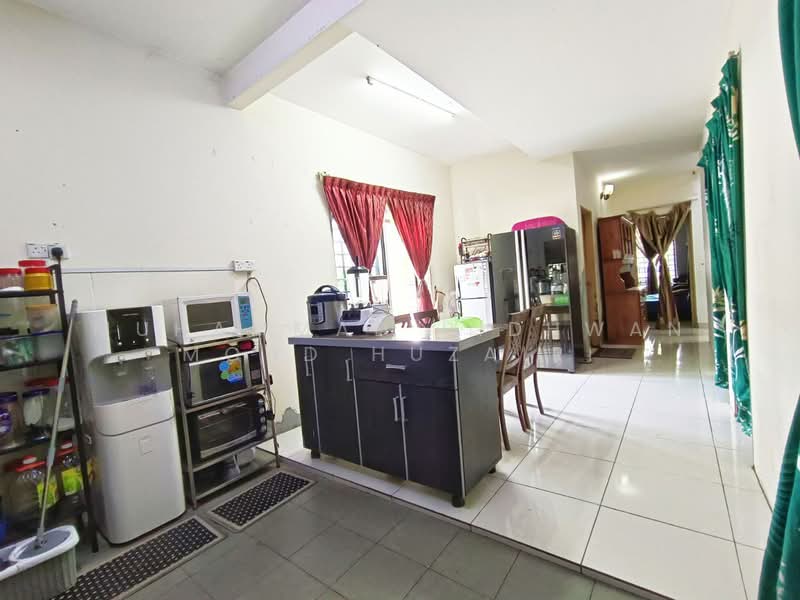 1-storey Terraced House for Sale in Taman Meru Permai (Kapar) - Muhammad Ridhwan Mohd Huzairi - Kitchen - PropertyGuru.com.my