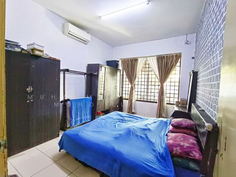 1-storey Terraced House for Sale in Taman Meru Permai (Kapar) - Muhammad Ridhwan Mohd Huzairi - Bedroom - PropertyGuru.com.my
