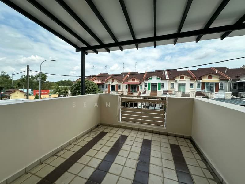 Jp Perdana Jps Perdanas Jaya Putra Mount Austin Crest untuk Untuk Disewa - RM 2,300 /bulan, Mac 2026 - Balcony - PropertyGuru.com.my