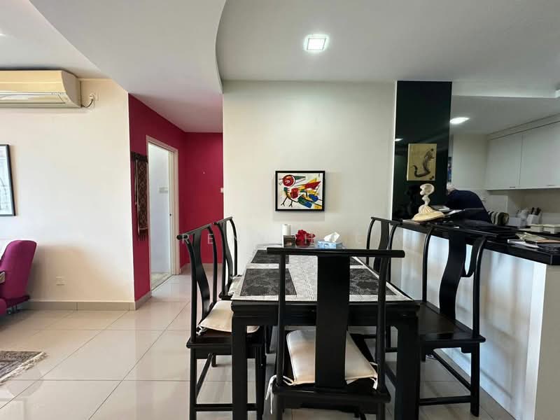 Service Residence for Sale at D'Ambience Residences (Pangsapuri Ikatan Flora) - Reny Hee - Dining Room - PropertyGuru.com.my