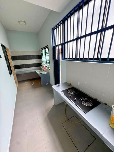 2-storey Terraced House for Sale in Bandar Putra (Kulai) - Calvin Lee - Kitchen - PropertyGuru.com.my