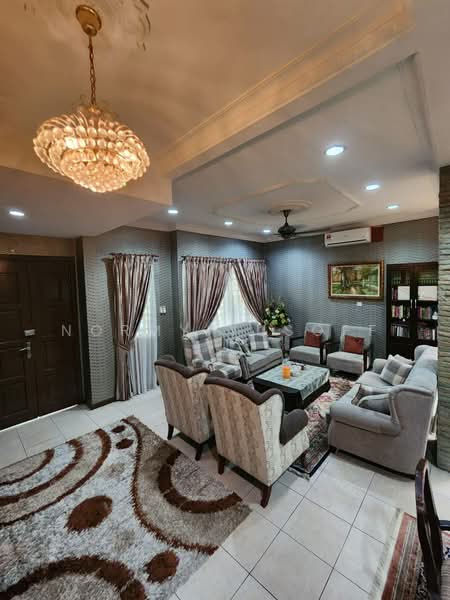 Lagenda2, Jalan Teratak, Bukit Jelutong untuk Untuk Dijual - RM 1,250,000, Mac 2026 - Living Room - PropertyGuru.com.my