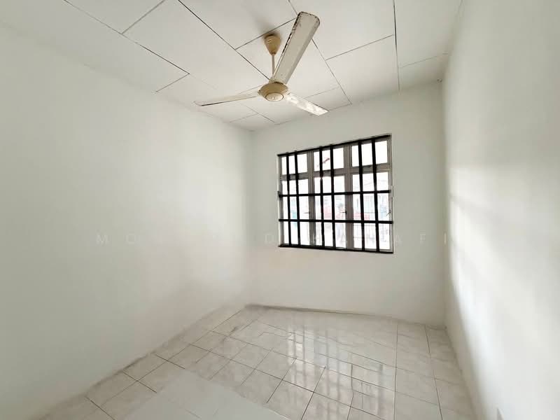 1-storey Terraced House for Sale in Kampung Bagan Lalang (Sepang) - Mohamad Hanafi - PropertyGuru.com.my