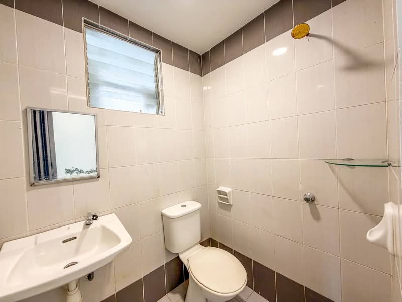 Apartment for Sale at Villa Tropika - Izzat Zamros - Bathroom - PropertyGuru.com.my