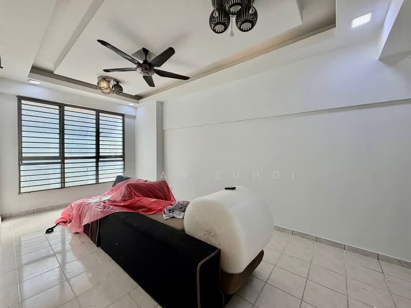 Warisan City View untuk Untuk Dijual - RM 320,000, Feb 2026 - Living Room - PropertyGuru.com.my