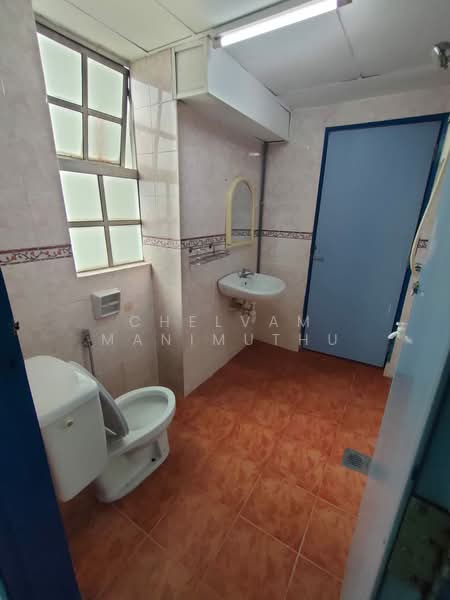 Condominium for Sale at The Pines - Chelvam Manimuthu - Bathroom - PropertyGuru.com.my