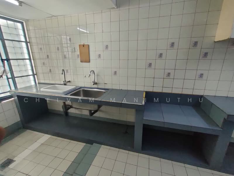 Condominium for Sale at The Pines - Chelvam Manimuthu - Kitchen - PropertyGuru.com.my