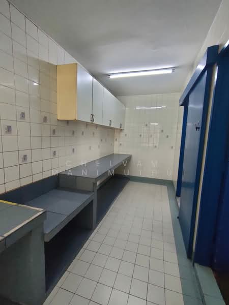 Condominium for Sale at The Pines - Chelvam Manimuthu - Kitchen - PropertyGuru.com.my