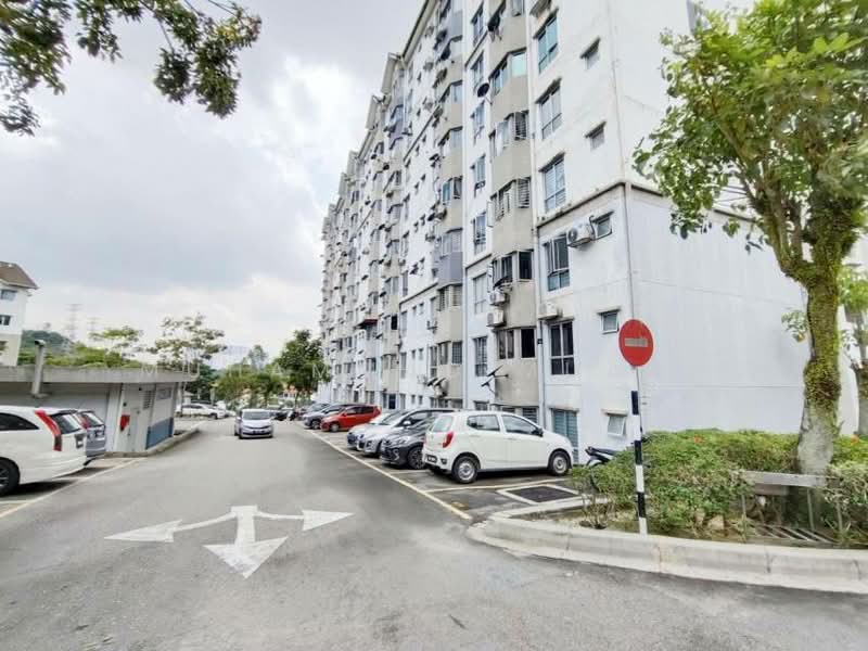Apartment for Sale at Pangsapuri Mayang (Puncak Jalil) - Muhammad Muadz - Exterior - PropertyGuru.com.my