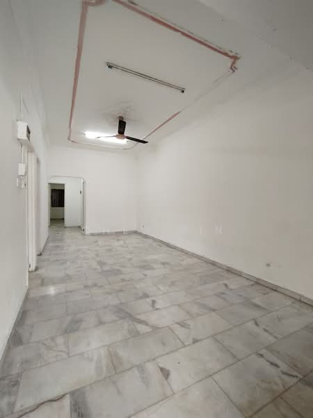 1-storey Terraced House for Sale in Taman Johor Jaya (Johor Bahru) - Chew Vin - Interior - PropertyGuru.com.my