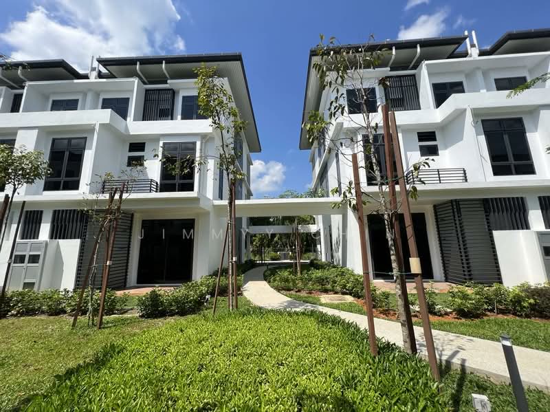 Townhouse for Sale in Kuching (Sarawak) - Jimmyy Chin - Exterior - PropertyGuru.com.my
