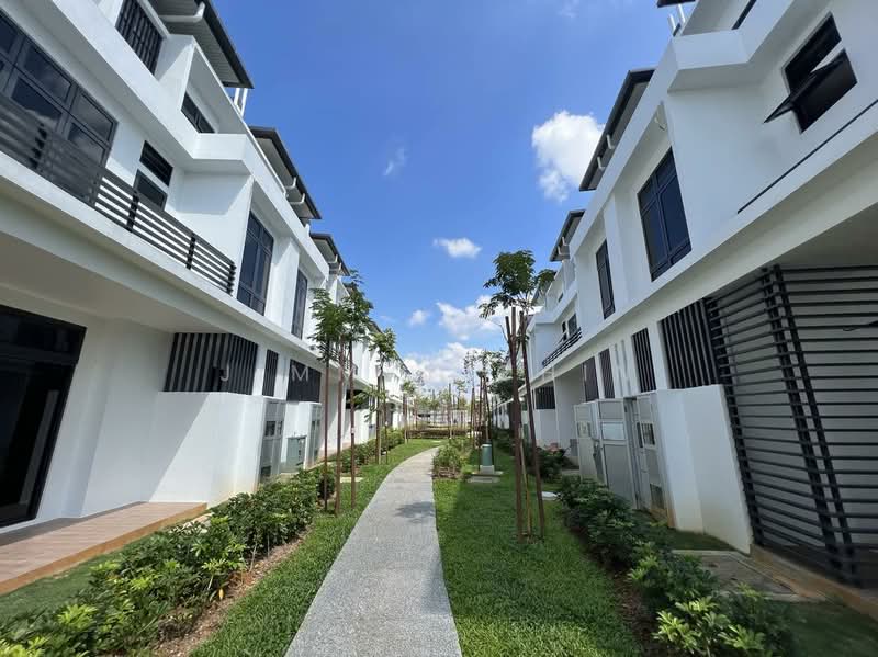 Townhouse for Sale in Kuching (Sarawak) - Jimmyy Chin - Exterior - PropertyGuru.com.my