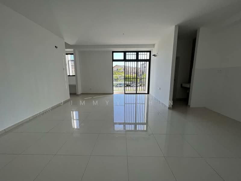Townhouse for Sale in Kuching (Sarawak) - Jimmyy Chin - Living Room - PropertyGuru.com.my
