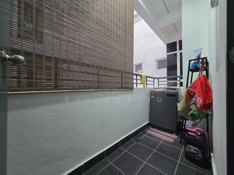 Apartment for Sale at Residensi Bandar Bukit Mahkota (PR1MA @ Bandar Bukit Mahkota) - Zul Syafiq - Balcony - PropertyGuru.com.my