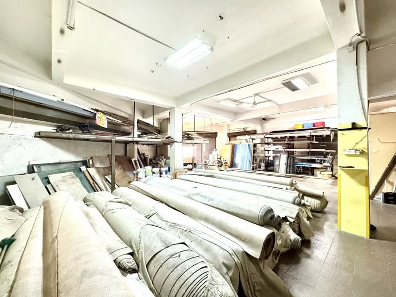 Shop for Sale in Klang (Selangor) - Syamsul Ilham - Interior - PropertyGuru.com.my