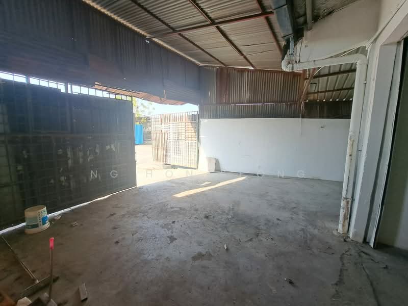 Terrace Factory for Rent in Bandar Bukit Puchong (Puchong) - Ng Hon Keong - Exterior - PropertyGuru.com.my