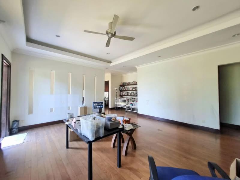 Bungalow for Sale in Kayangan Heights (Shah Alam) - Nur Hanizah - Living Room - PropertyGuru.com.my