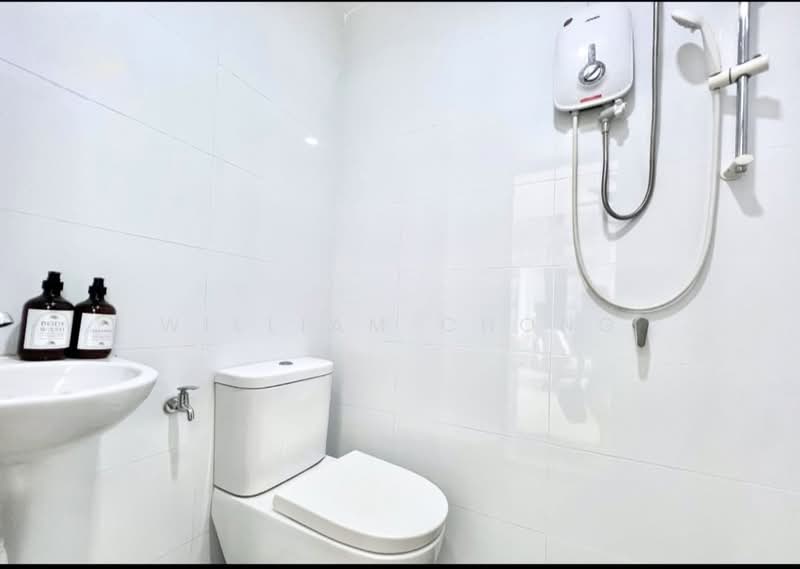 Silverscape Residences untuk Untuk Dijual - RM 398,000, Feb 2026 - Bathroom - PropertyGuru.com.my