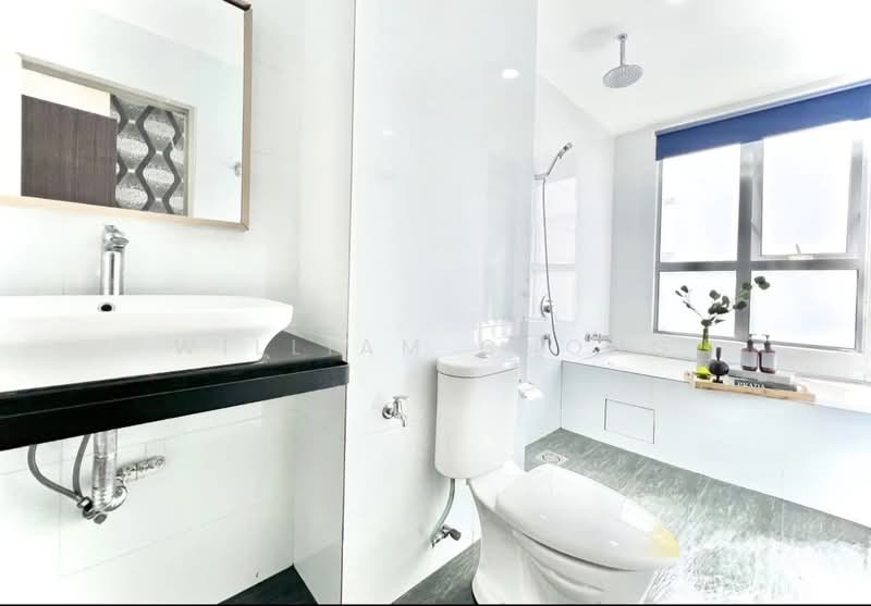 Silverscape Residences untuk Untuk Dijual - RM 398,000, Feb 2026 - Bathroom - PropertyGuru.com.my