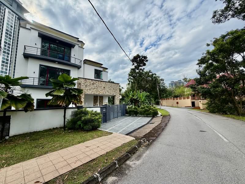 Bungalow for Sale in Sri Petaling (Kuala Lumpur) - AIMAN ZUHDI - Exterior - PropertyGuru.com.my