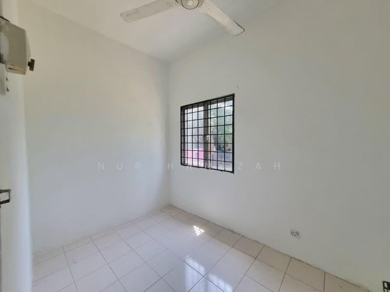 Townhouse for Sale in Taman Puncak Perdana (Shah Alam) - Nur Hanizah - Interior - PropertyGuru.com.my
