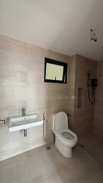 Condominium for Sale at Skyline KL - Yumi Lim - Bathroom - PropertyGuru.com.my