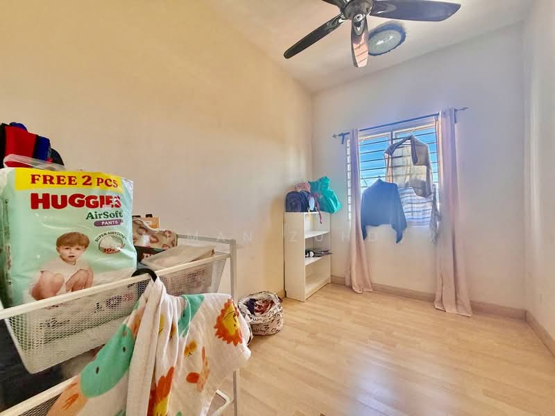 Apartment for Sale at Putra Suria Residence - AIMAN ZUHDI - Bedroom - PropertyGuru.com.my