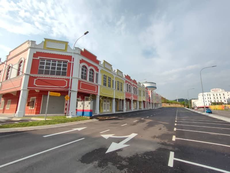 Shop for Sale in Austin Heights (Tebrau) - Ask Hon - Exterior - PropertyGuru.com.my