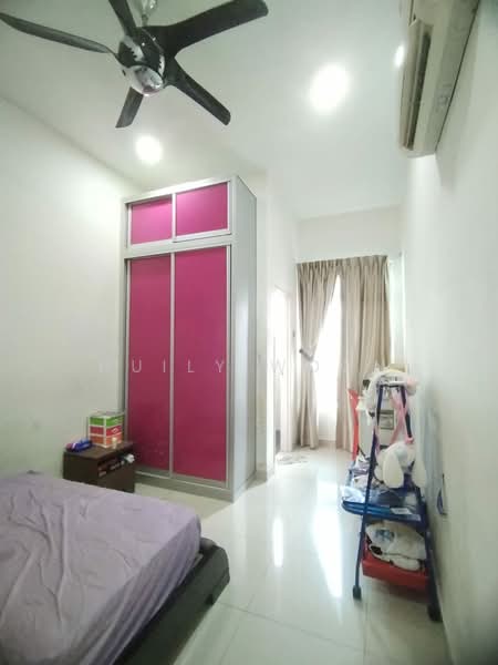2-storey Terraced House for Sale in Taman Mount Austin (Tebrau) - Huily Woon - Bedroom - PropertyGuru.com.my