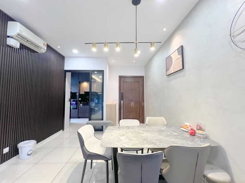 Condominium for Rent at Queens Residences Q1 @ Queens Waterfront - Angie Khoo - Dining Room - PropertyGuru.com.my