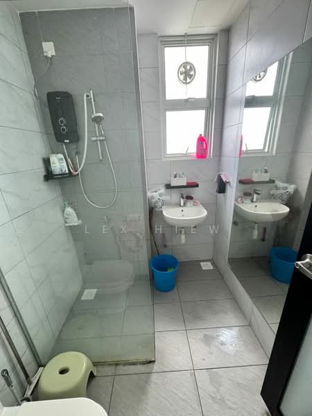 SKS Habitat untuk Untuk Dijual - RM 620,000, Feb 2026 - Bathroom - PropertyGuru.com.my