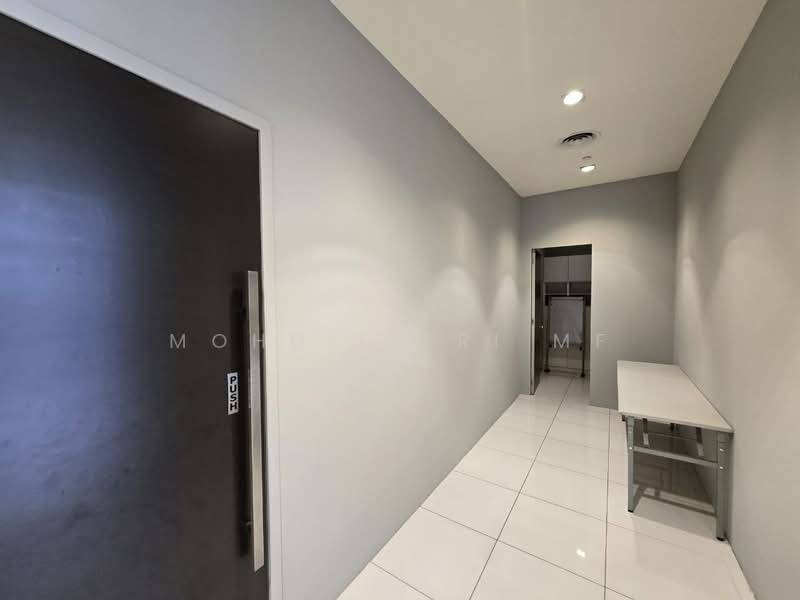 Office for Rent in Petaling Jaya (Selangor) - Mohd Fitri MF - Corridor - PropertyGuru.com.my