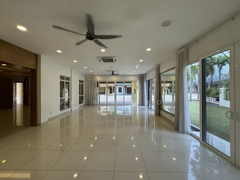 Rumah Berkembar untuk Dijual di Damansara Legenda (Petaling Jaya) - Darren Khoo - Living Room - PropertyGuru.com.my