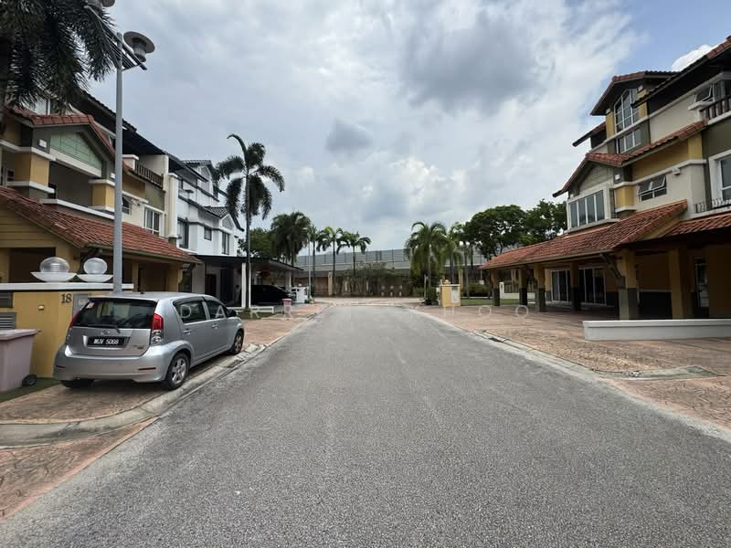 Rumah Berkembar untuk Dijual di Damansara Legenda (Petaling Jaya) - Darren Khoo - Exterior - PropertyGuru.com.my
