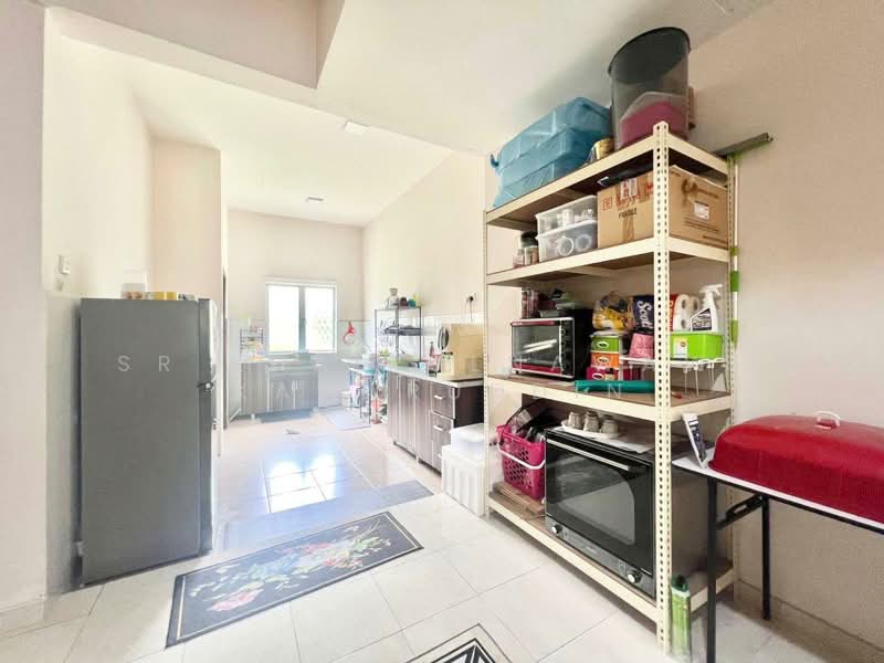 Alam D'16 Residency untuk Untuk Dijual - RM 635,000, Mac 2026 - Kitchen - PropertyGuru.com.my
