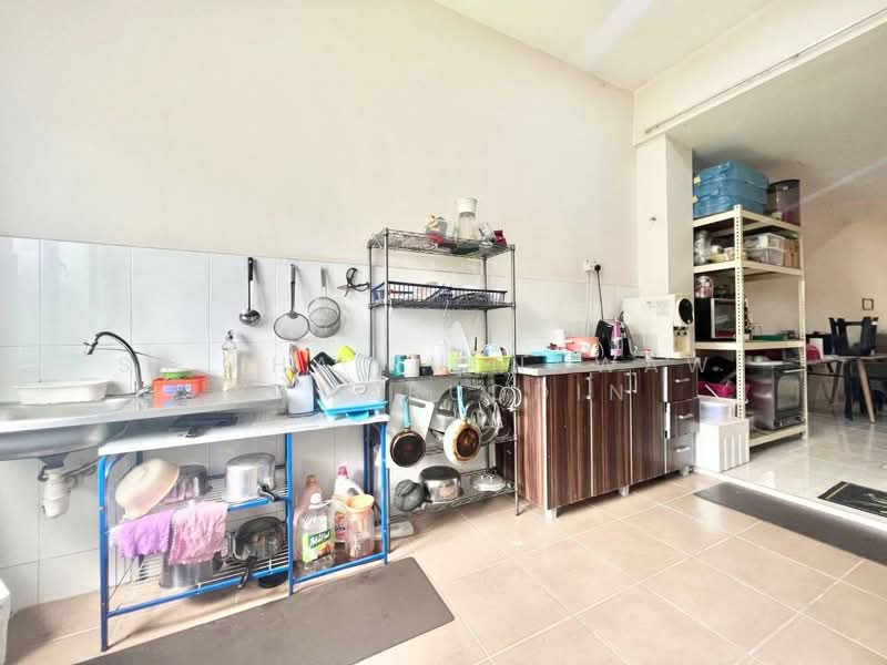 Alam D'16 Residency untuk Untuk Dijual - RM 635,000, Mac 2026 - Kitchen - PropertyGuru.com.my