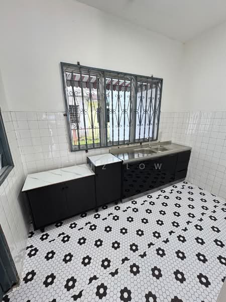 （Newly Touch up） 2 Sty Taman Puchong Perdana Puchong untuk Untuk Disewa - RM 1,700 /bulan, Mac 2026 - PropertyGuru.com.my