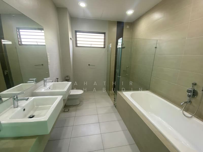 2-storey Terraced House for Sale in Denai Alam (Shah Alam) - Nahathir Shahabudin - Bathroom - PropertyGuru.com.my