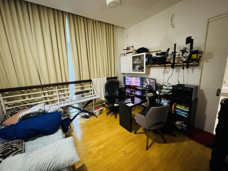 2-storey Terraced House for Sale in Denai Alam (Shah Alam) - Nahathir Shahabudin - Bedroom - PropertyGuru.com.my