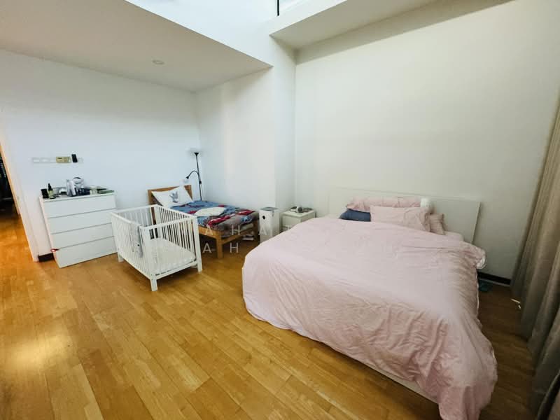 2-storey Terraced House for Sale in Denai Alam (Shah Alam) - Nahathir Shahabudin - Bedroom - PropertyGuru.com.my