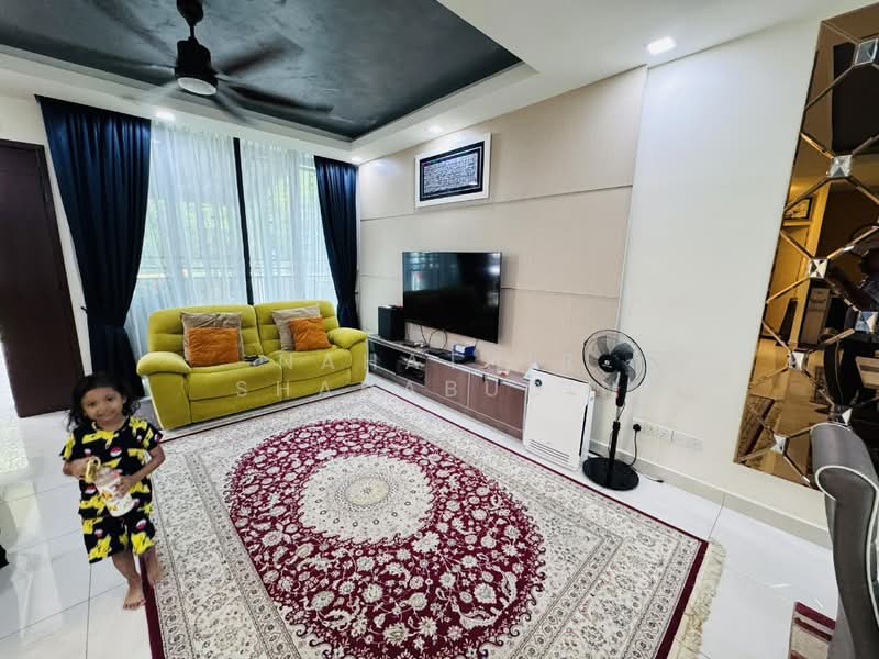 2-storey Terraced House for Sale in Denai Alam (Shah Alam) - Nahathir Shahabudin - Living Room - PropertyGuru.com.my