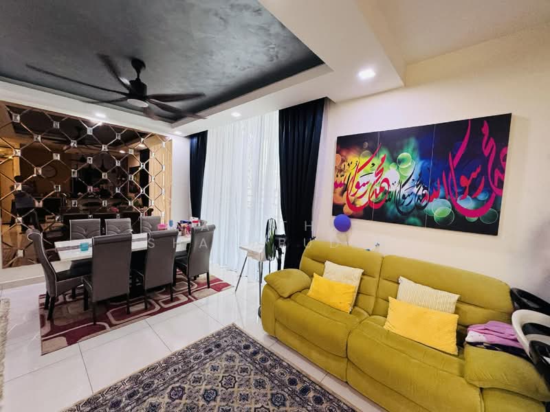 2-storey Terraced House for Sale in Denai Alam (Shah Alam) - Nahathir Shahabudin - Living Room - PropertyGuru.com.my