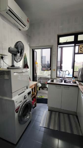 Condominium for Rent at Mutiara Oriental - Eric Lim - Kitchen - PropertyGuru.com.my