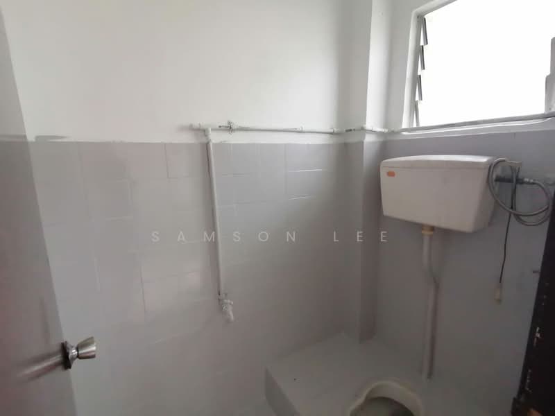 Anggerik, Bukit Sentosa @ Rawang untuk Untuk Dijual - RM 340,000, Apr 2026 - Bathroom - PropertyGuru.com.my