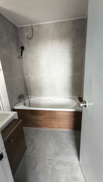 Condominium for Rent at Mutiara Oriental - Eric Lim - Bathroom - PropertyGuru.com.my