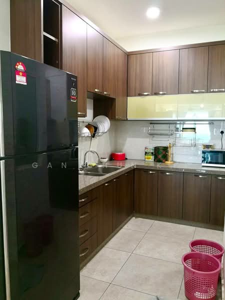 The Oasis untuk Untuk Disewa - RM 2,000 /bulan, Feb 2026 - Kitchen - PropertyGuru.com.my