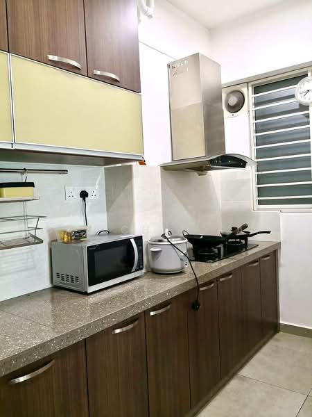 The Oasis untuk Untuk Disewa - RM 2,000 /bulan, Feb 2026 - Kitchen - PropertyGuru.com.my