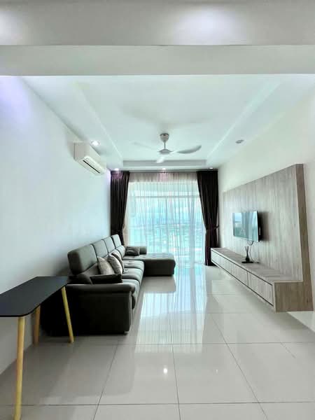 The Oasis untuk Untuk Disewa - RM 2,300 /bulan, Feb 2026 - Living Room - PropertyGuru.com.my